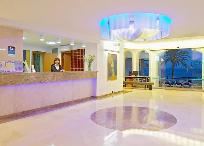 Apartamentos Mar Y Playa